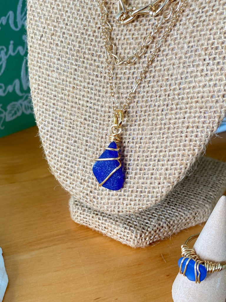 Beginner Wire-Wrapped Sea Glass Necklace Workshop | November 14