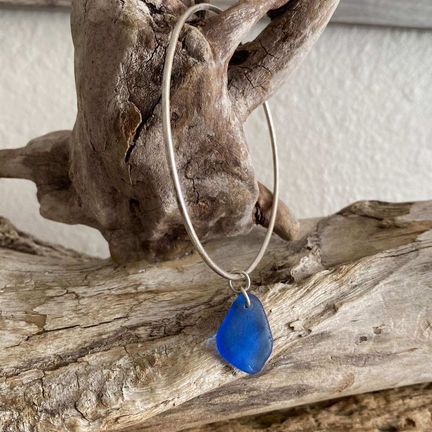 Sterling Silver Sea Glass Bangle Bracelet – Cobalt Blue