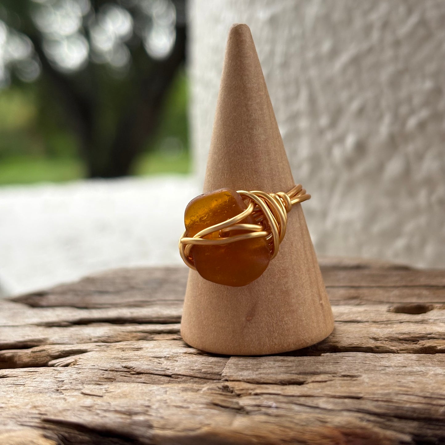 Brown Sea Glass Sculpted Wire Ring – Gold Plated (Size 8)