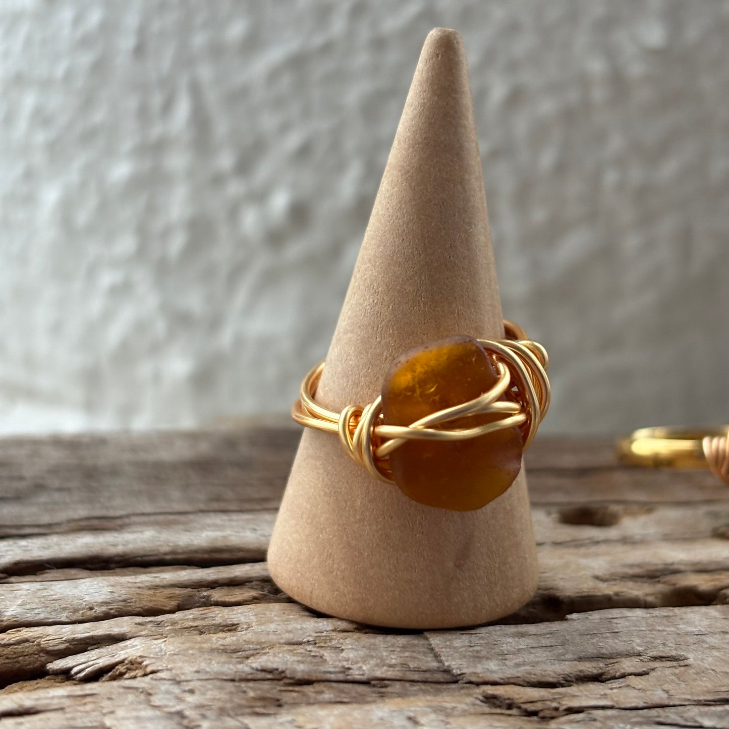 Brown Sea Glass Sculpted Wire Ring – Gold Plated (Size 8)