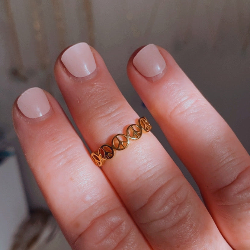 gold peace ring